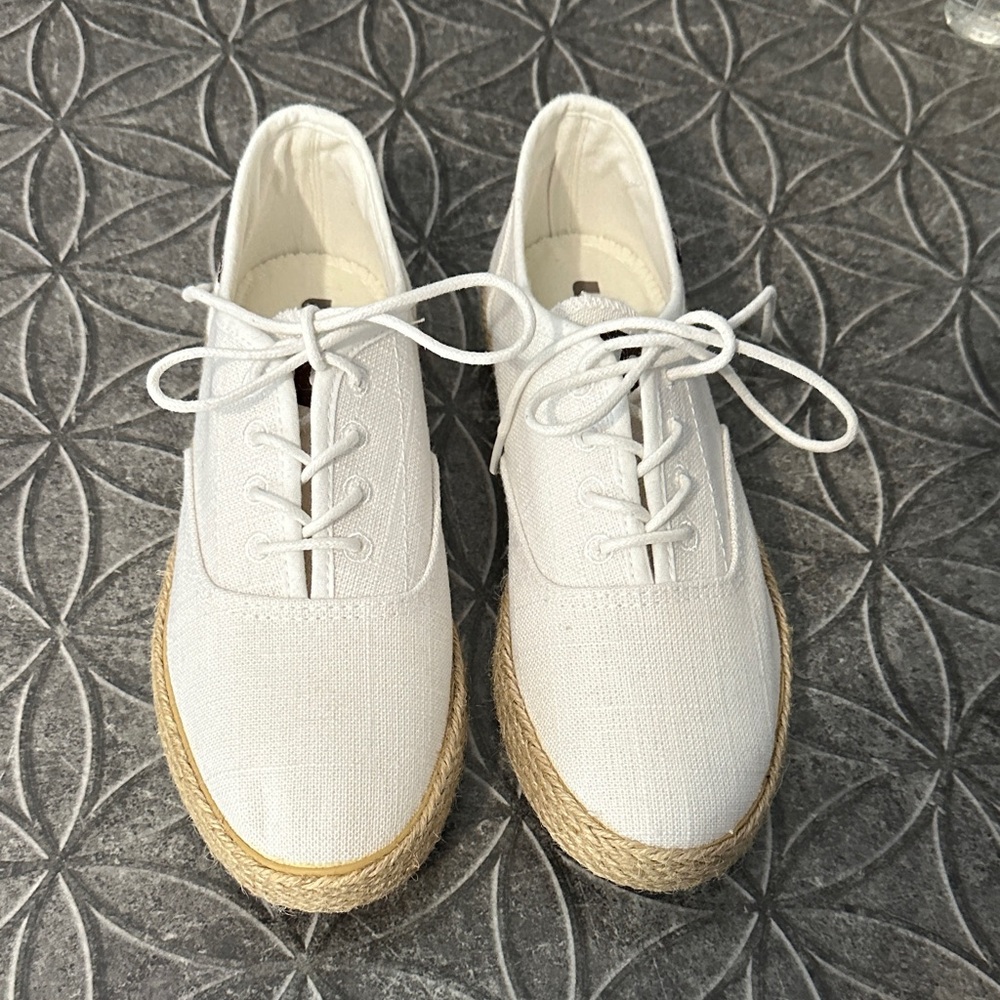 Women’s sneakers with espadrille bottom - Picture 2 of 4